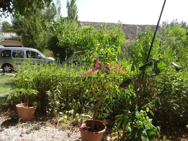 MONTEUX A LOUER MAISON DE VILLE T4 de 136 M² AVEC JARDIN ET GARAGE