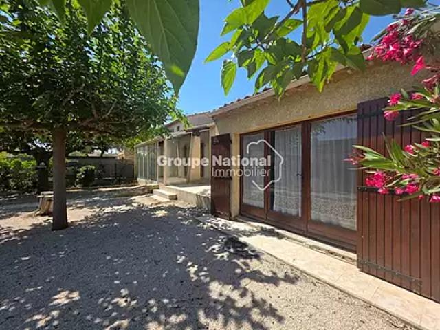 Monteux 84170 Achat / Vente maison 5 pièces t5 au dernier étage cave