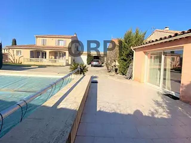 Monteux 84170 Achat / Vente maison 8 pièces t8 piscine jardin