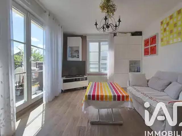 Montévrain 77144 Achat / Vente appartement 3 pièces t3 au dernier étage parking