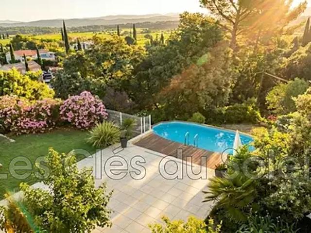 Montfort sur Argens 83570 Achat / Vente maison 5 pièces t5 piscine parking