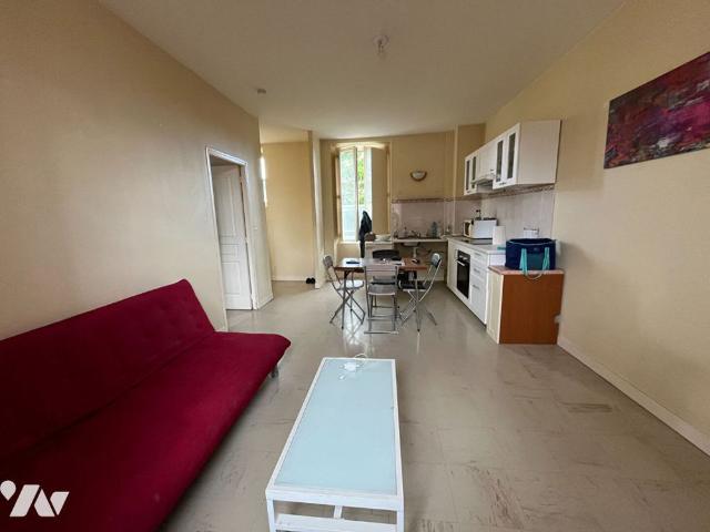 MONTFORT SUR MEU CENTRE BOURG T2