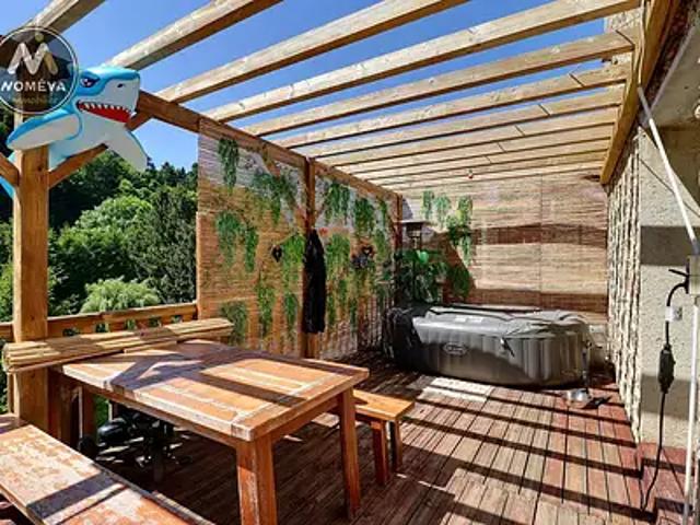 Montfaucon en Velay 43290 Achat / Vente immeuble au dernier étage terrasse