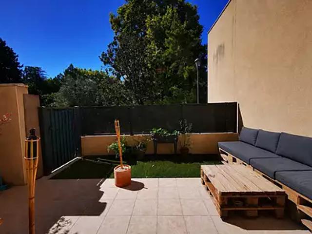 Montfavet 84140 Achat / Vente maison 3 pièces t3 au dernier étage terrasse