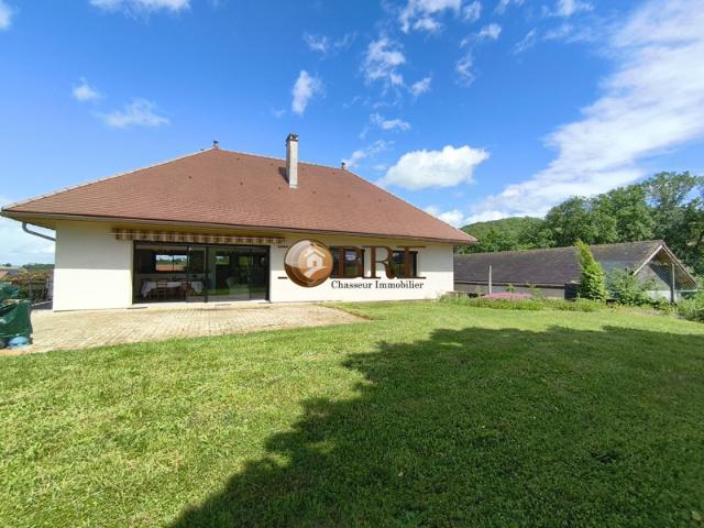 MONTFERRAT, propriété sur 1 ha