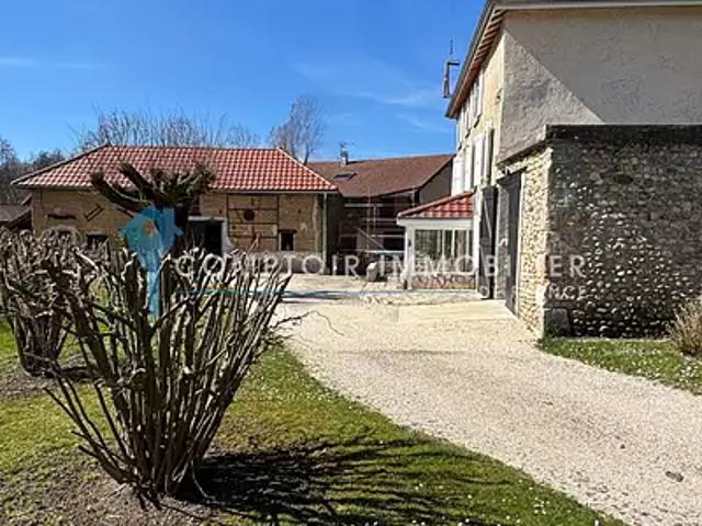 Montferrat 38620 Achat / Vente maison 8 pièces t8