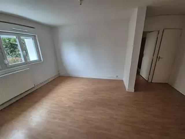 Monthermé 08800 Location appartement 3 pièces t3
