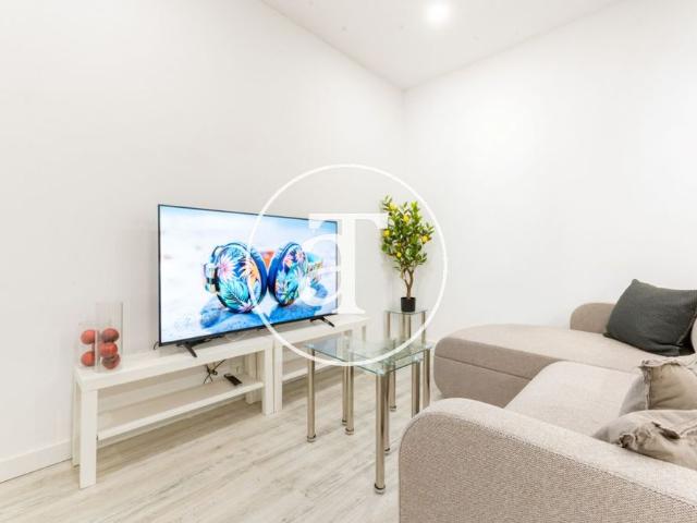 Monthly rental apartment with 2 bedrooms and 1 bathroom next to the Royal Palace
