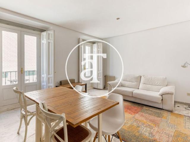Monthly rental apartment with 2 bedrooms and 1 bathroom in the center of Madrid