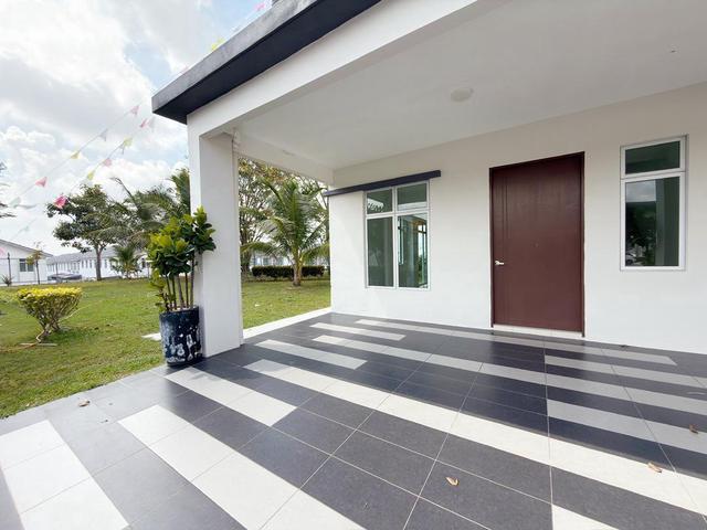 Monthly RM1700 Full Loan Freehold Double Storey Semi D Jasin Mydin