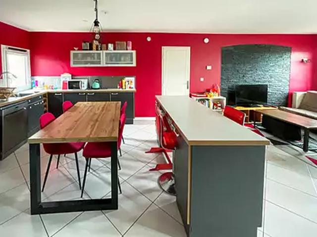 Montigny le Bretonneux 78180 Achat / Vente appartement 4 pièces t4 au dernier étage cave