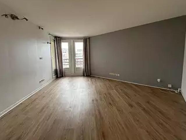 Montigny le Bretonneux 78180 Location appartement 1 pièce t1 balcon