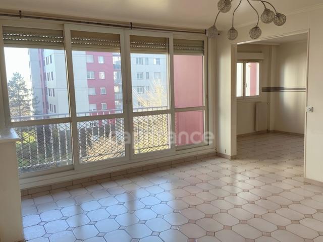 MONTIGNY LÈS CORMEILLES 95 – Spacieux appartement F5 de 95 m² | Luminosité, volumes & emplacement privilégié