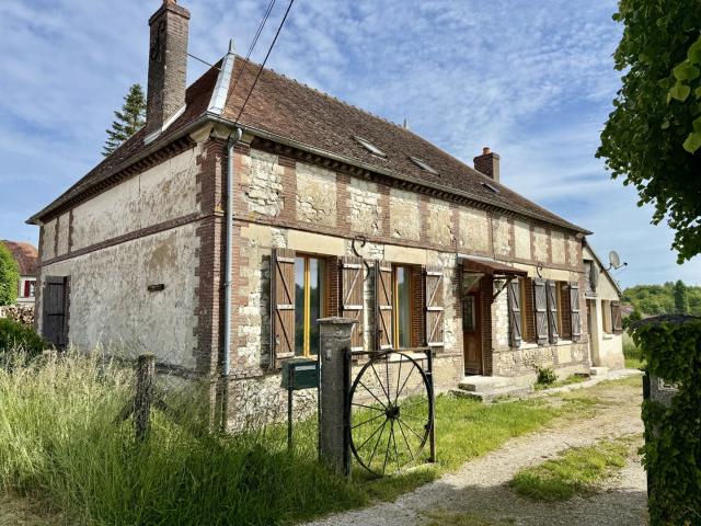 MONTIGNY LES MONTS Maison 4 pièces 103m2