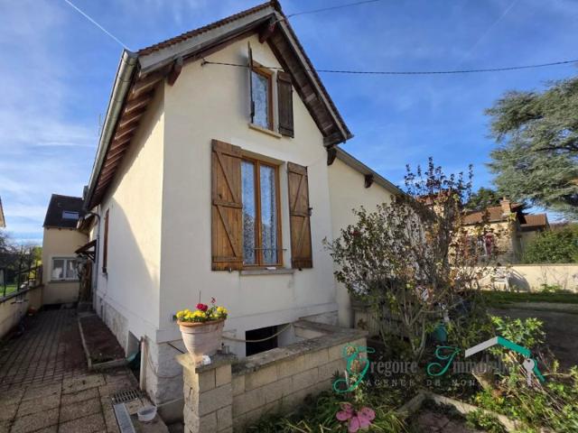 Montigny sur Loing: Maison 6 pièces 154 m2