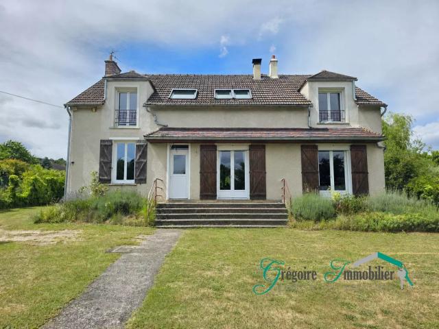 Montigny sur Loing: Maison 8 pièces 154 m2