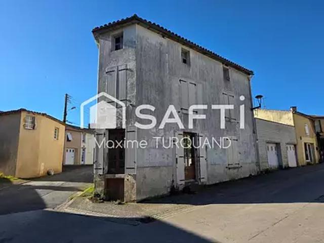 Montournais 85700 Achat / Vente immeuble