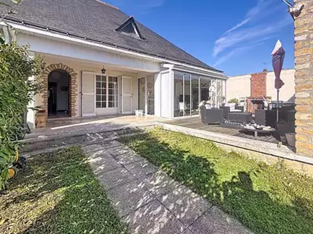 Montlouis sur Loire 37270 Achat / Vente maison 6 pièces t6 piscine terrasse