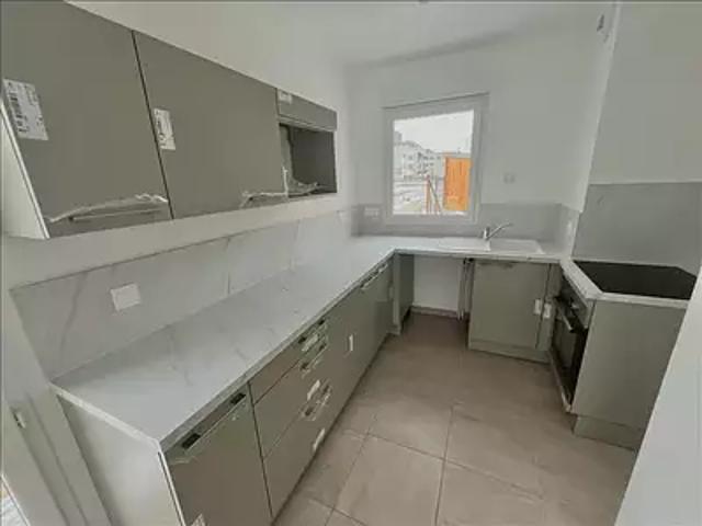 Montlouis sur Loire 37270 Location maison 5 pièces t5 parking