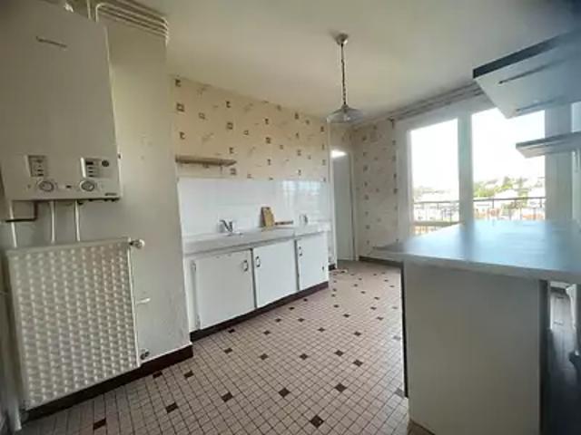 Montluçon 03100 Achat / Vente appartement 2 pièces t2 cave balcon