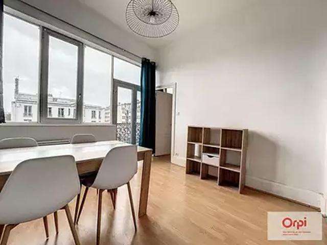 Montluçon 03100 Location appartement 2 pièces t2 balcon