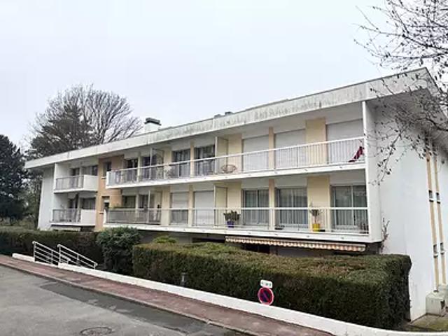 Montmorency 95160 Achat / Vente appartement 5 pièces t5 au dernier étage cave