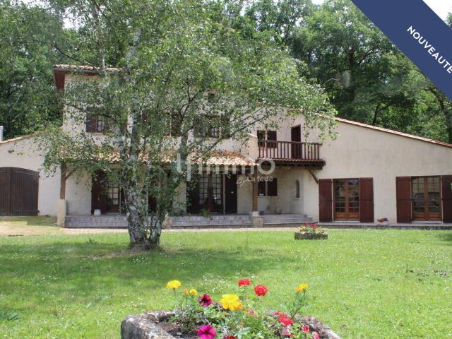 Montmoreau Saint Cybard Vente Maison 16