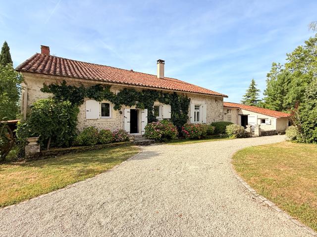 Montmoreau Saint Cybard Vente Maison 16
