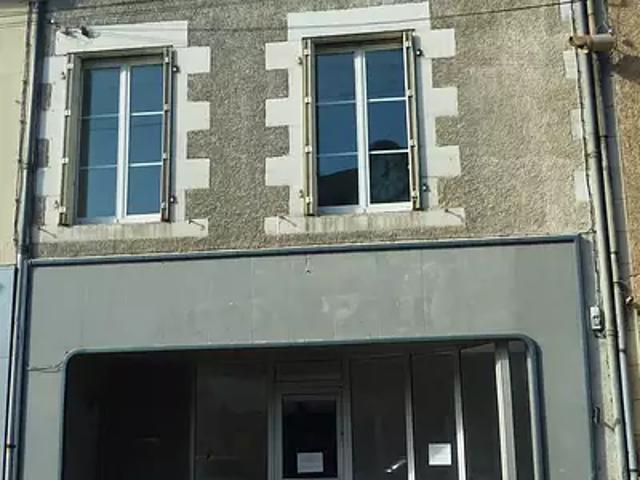 Montmorillon 86500 Achat / Vente immeuble