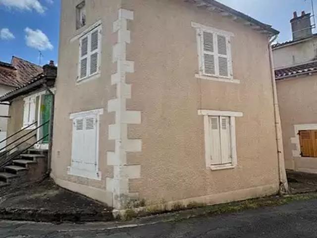 Montmorillon 86500 Achat / Vente maison 4 pièces t4