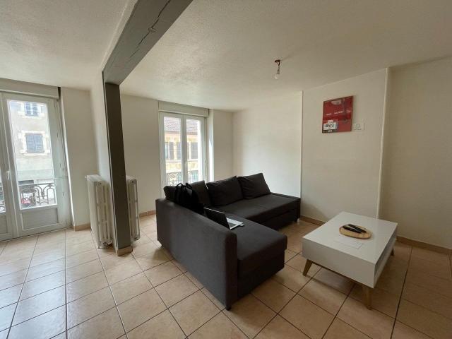 Montmarault Vente Immeuble 03