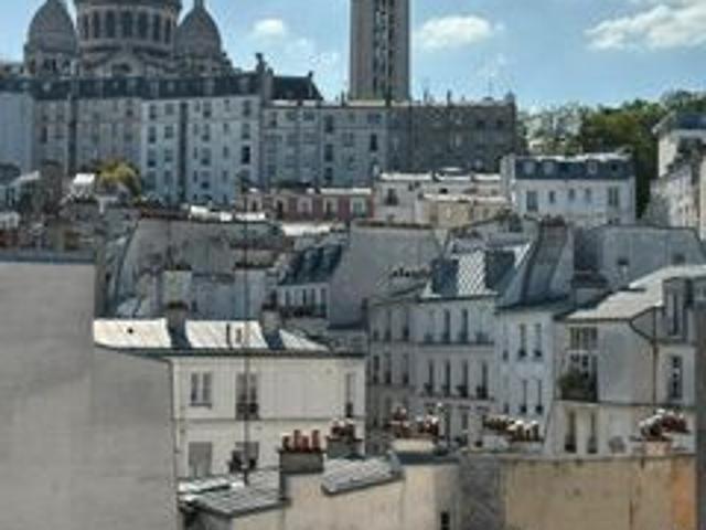 Montmarte Studio Dernier étage Soleil Vue Sacré Cœur Agencement parfait Adresse recherchée
