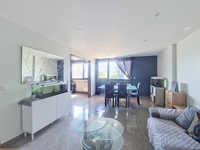 Montmélian Exclusivité Appartement T2 rénové avec gout