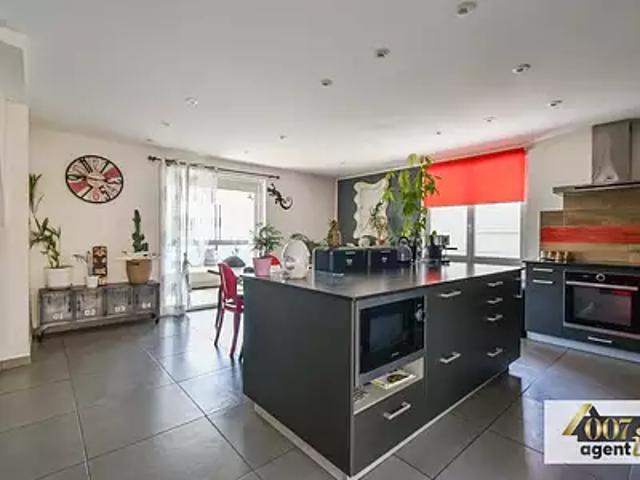Montmélian 73800 Achat / Vente maison 7 pièces t7 piscine terrasse