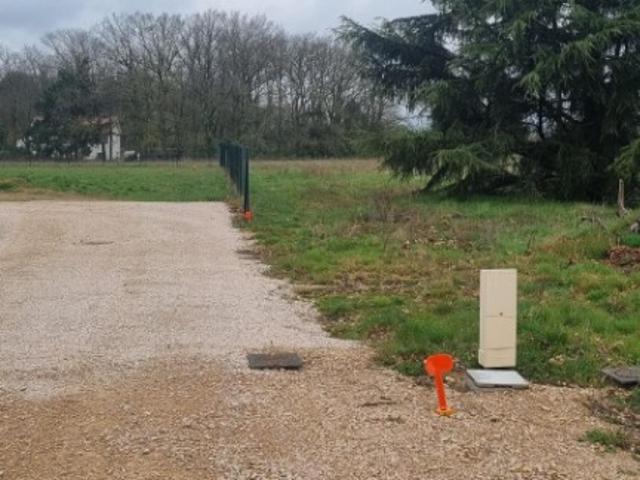 Montmerle sur Saône Vente Terrain 01