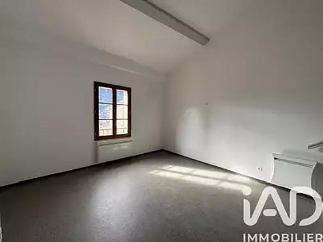 Montségur 09300 Location appartement 2 pièces t2 au dernier étage