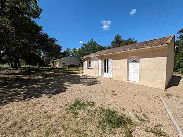 Montpon Ménestérol 24700 Achat / Vente maison 3 pièces t3 au dernier étage parking
