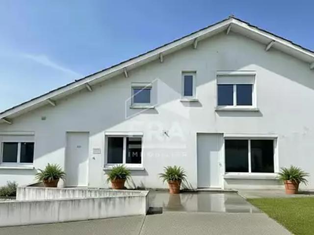 Montpon Ménestérol 24700 Achat / Vente maison 5 pièces t5 au dernier étage