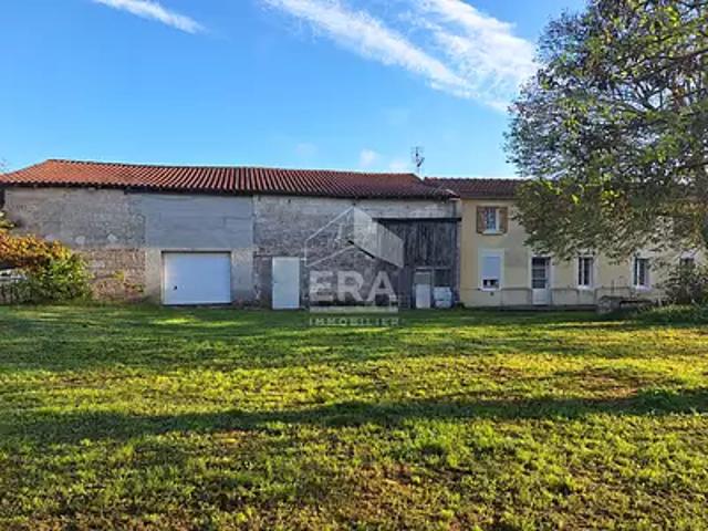 Montpon Ménestérol 24700 Achat / Vente maison 5 pièces t5 au dernier étage