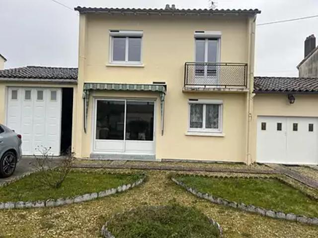 Montpon Ménestérol 24700 Achat / Vente maison 5 pièces t5 parking