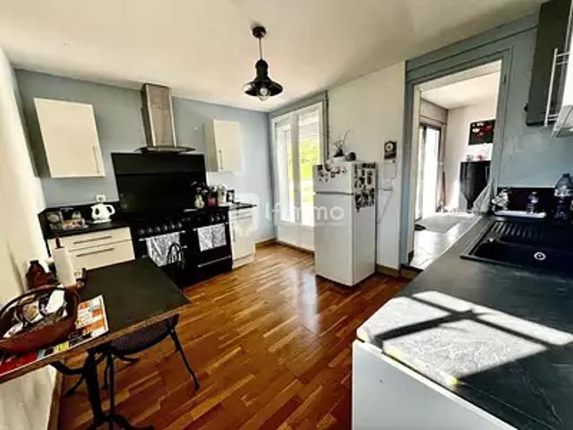 Montpon Ménestérol 24700 Achat / Vente maison 5 pièces t5 piscine terrasse
