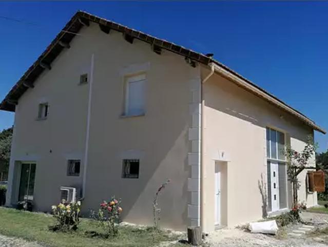 Montpon Ménestérol 24700 Achat / Vente maison 6 pièces t6 au dernier étage terrasse