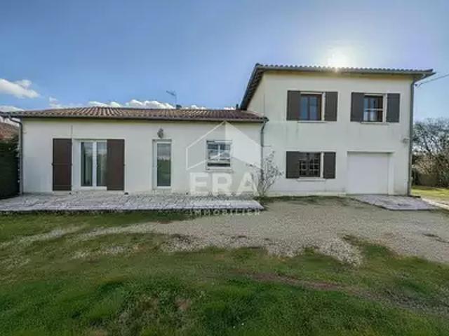 Montpon Ménestérol 24700 Achat / Vente maison 8 pièces t8 au dernier étage terrasse