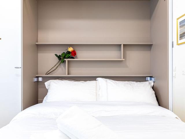 Montparnasse: A Parisian Haven of Luxury, Paris Amsterdam Apartments for Rent