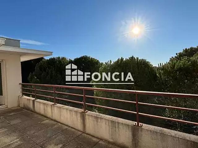 Montpellier 34080 Achat / Vente appartement 3 pièces t3 au dernier étage piscine