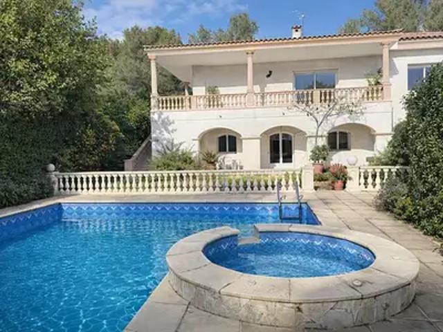 Montpellier 34090 Achat / Vente maison 12 pièces t12 piscine jardin