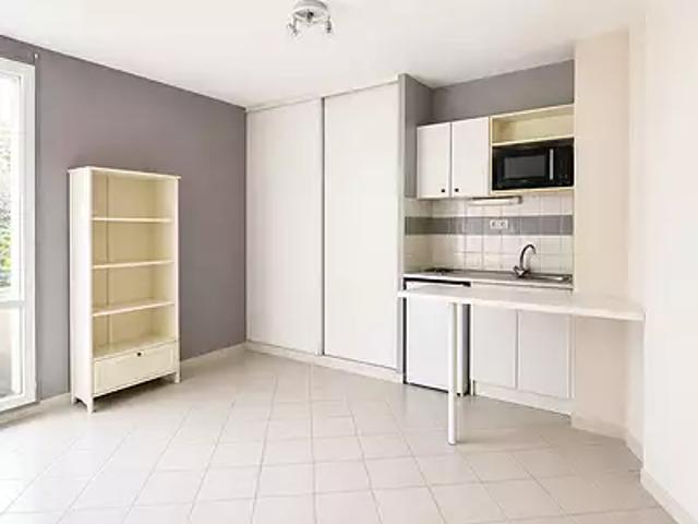 Montpellier 34090 Location appartement 1 pièce t1 au dernier étage