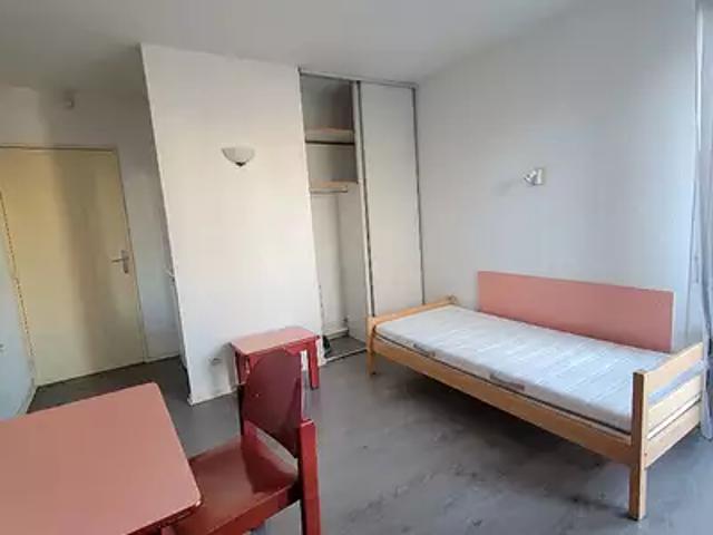 Montpellier 34000 Achat / Vente appartement 1 pièce t1 au dernier étage parking