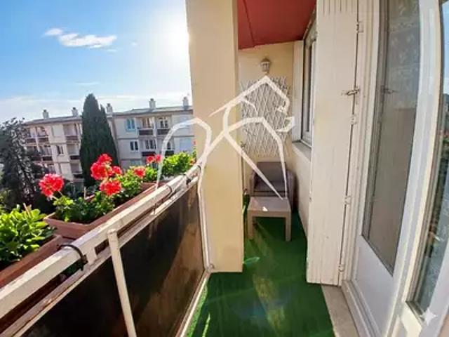 Montpellier 34000 Achat / Vente appartement 3 pièces t3 au dernier étage balcon