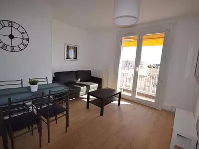 Montpellier 34000 Location appartement 4 pièces t4 au dernier étage parking